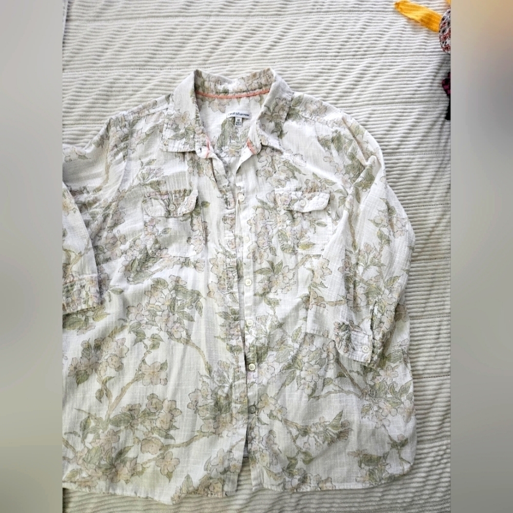 Croft&Barrow Floral Patterned Women's  Shirt Size 1X